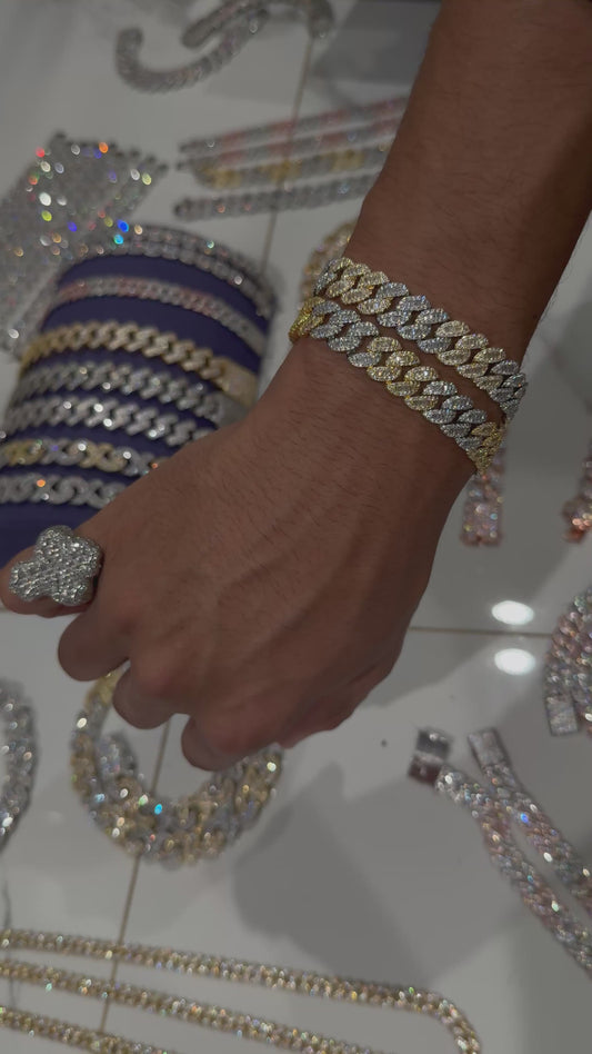 VVS MOISSANITE CUBAN BRACELET (YELLOW GOLD)